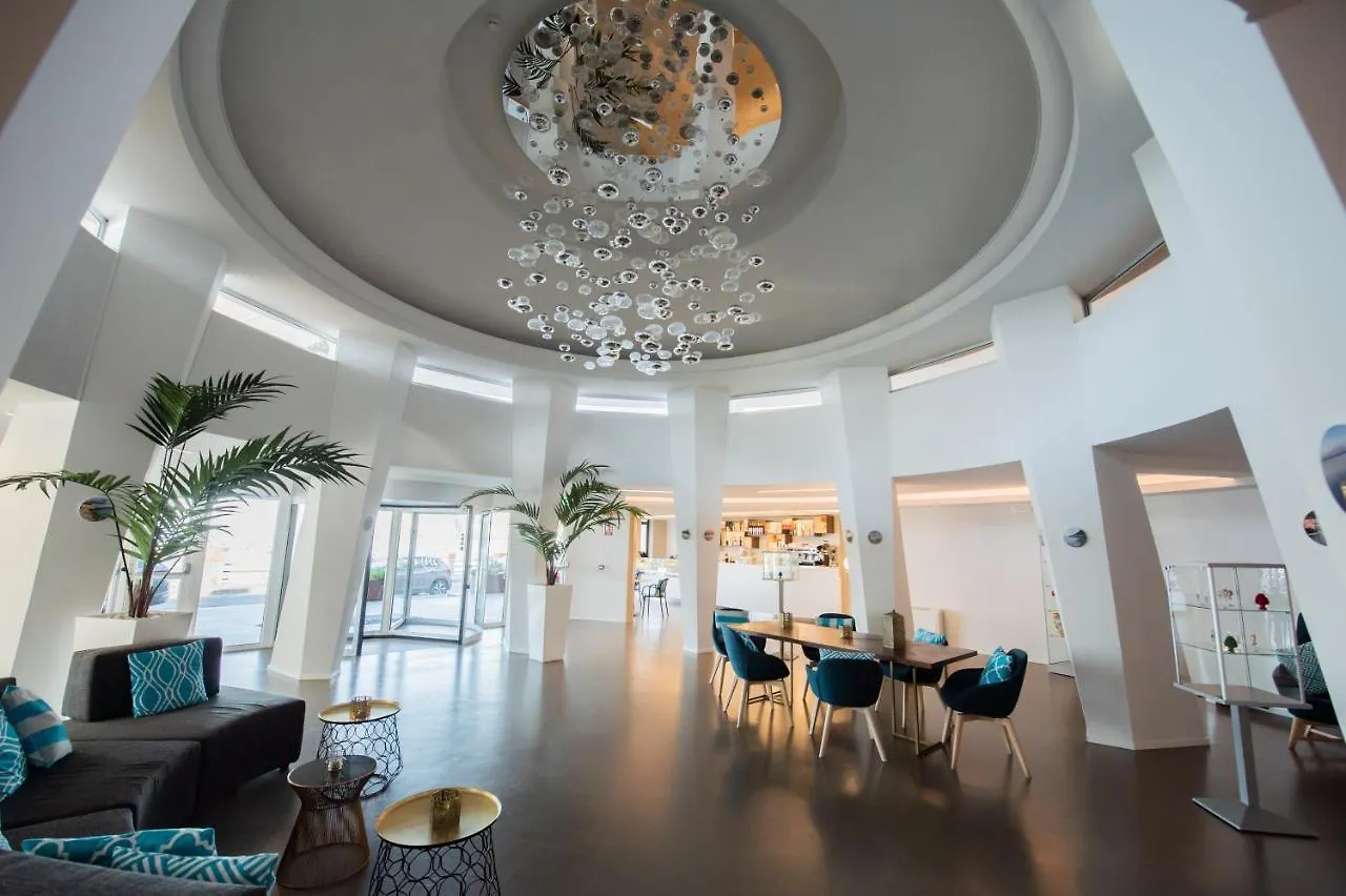 Grand Hotel Faraglioni Aci Trezza 4*,  Itálie