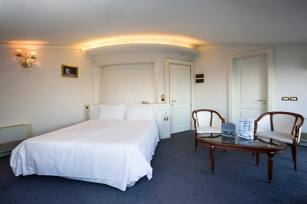 Grand Hotel Faraglioni Aci Trezza