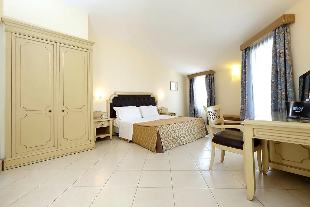 Grand Hotel Faraglioni Aci Trezza 4*,  Italy