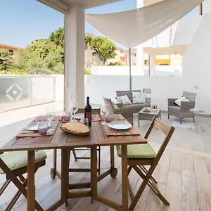 Casa Ono - Con 2 E 2 Bagni In Centro Abitato , Orosei Italia