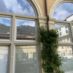 L’arco Del Convento , Côme Italia