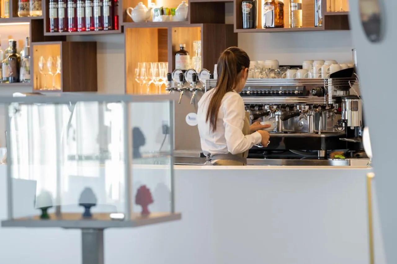 Grand Hotel Faraglioni Aci Trezza